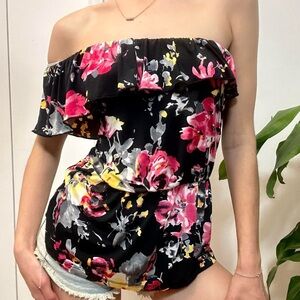 💜 Single Off Shoulder Black & Pink Floral Ruffle Top, Size Small